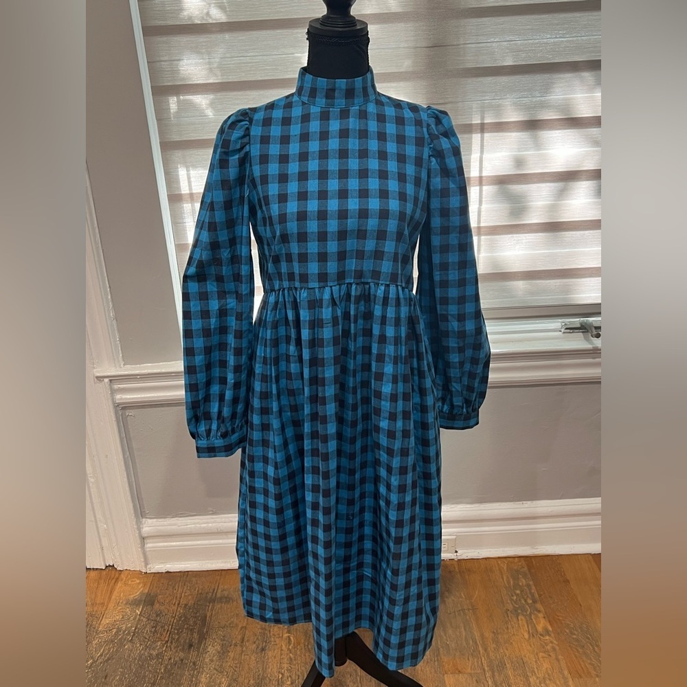 NWT Lola may high neck smock dress